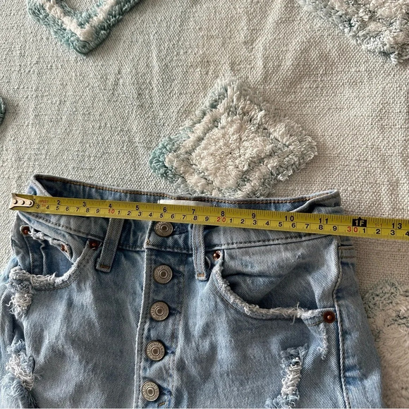 Abercrombie High Rise Mom Short Curve Love - Picture 4 of 10